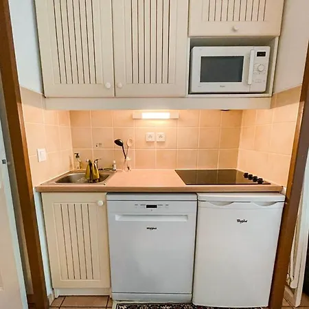 Charmante Maisonette Au Bord Du Lac Avec Piscine Vakantiehuis *