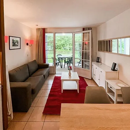Vakantiehuis Charmante Maisonette Au Bord Du Lac Avec Piscine